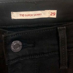 710 super skinny Levi’s